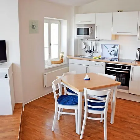 20 Mit Strandkorb Und Balkon Appartement Sellin (Rugen)